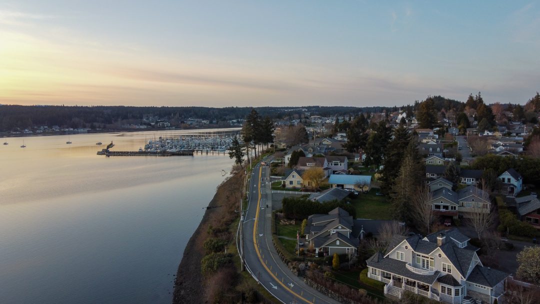 Poulsbo Liberty Bay skyline multifamily amenities luxer one package lockers EV charging kitsap king county